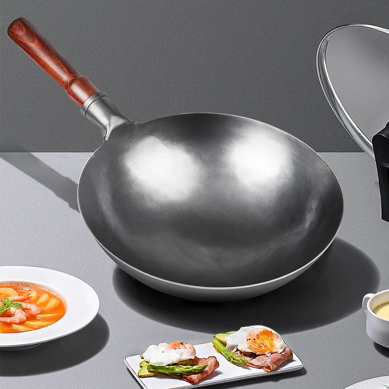 Hand Hammered Iron Wok 30cm Traditional Non-Coated Stir Fry Pan with Wooden Handle