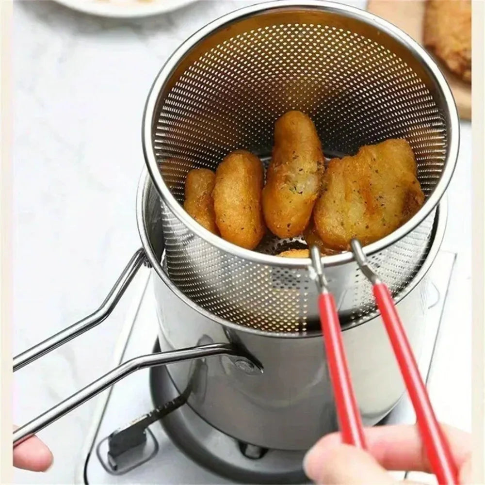 Stainless Steel Deep Fryer Pot with Oil Filter Basket Small Frying Saucepan for French Fries Chicken Wings and Tempura