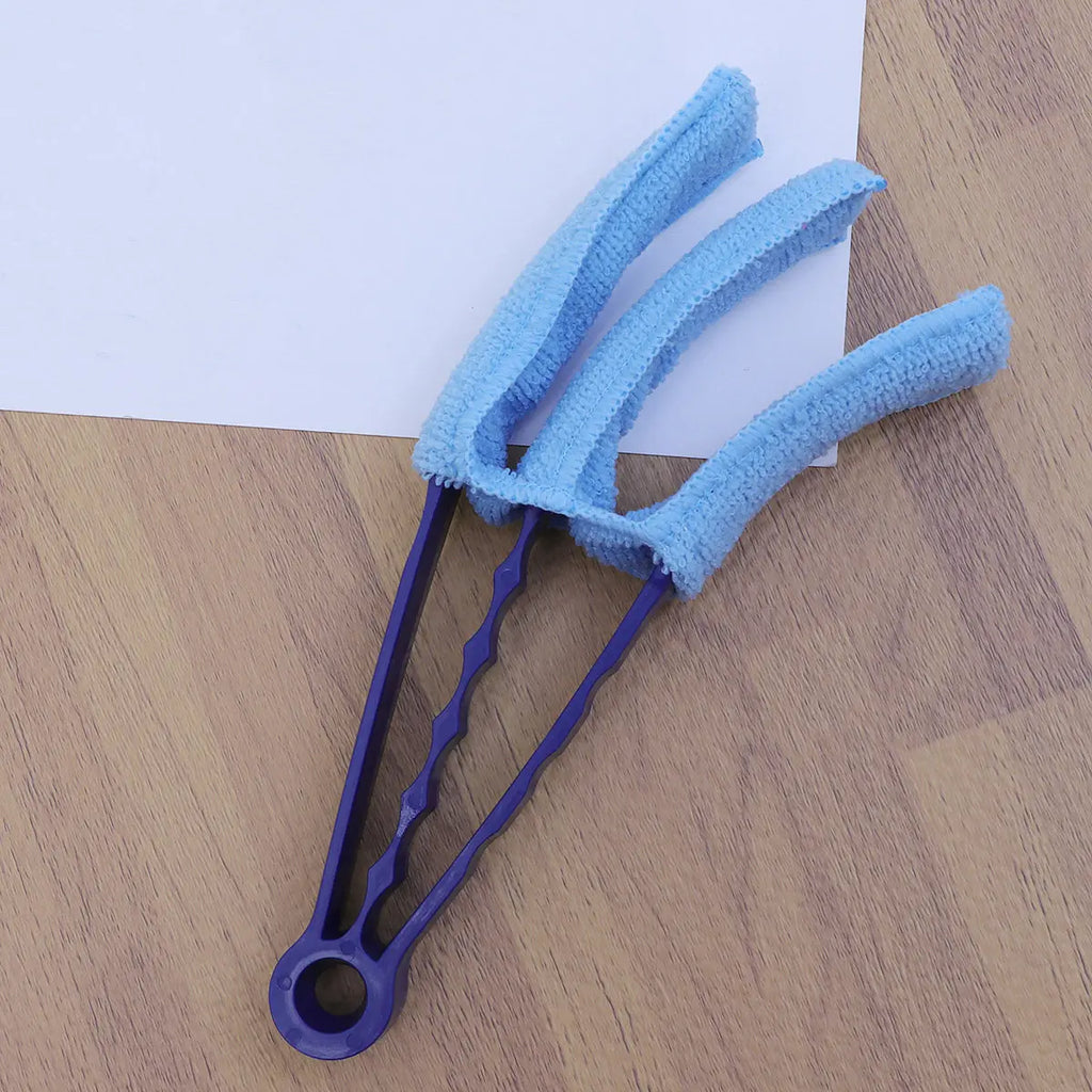 Cleaning Brush Set 4pcs Multi Purpose Duster for Blinds Air Vent Car Interior - Random Color