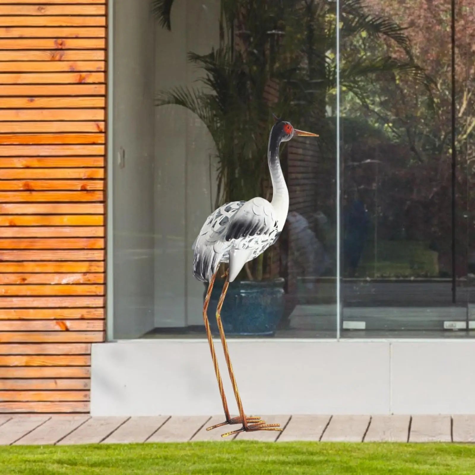 Garden Crane Statue Metal Heron Sculpture Outdoor Decorative Ornament - 22.5x58cm