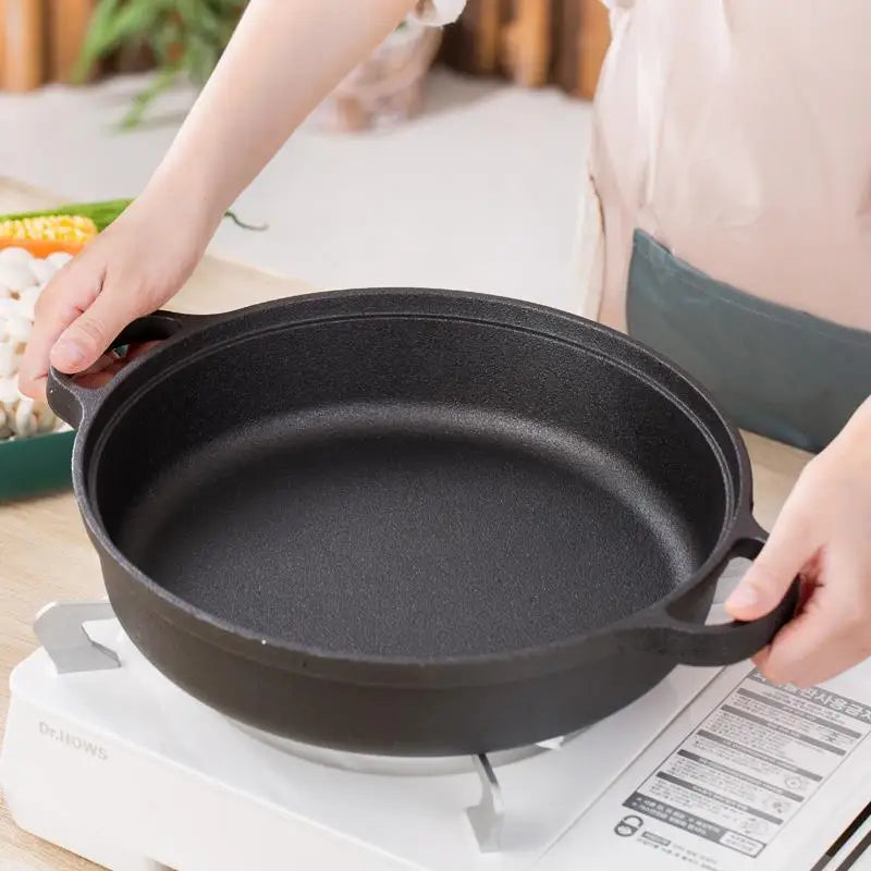 Cast Iron Frying Pan 28cm Flat Bottom Deep Skillet Cookware