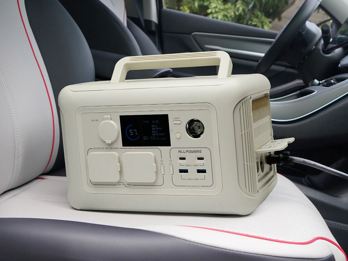 Solar Generator 299Wh 600W Portable Power Station with 100W Foldable Solar Panel – White