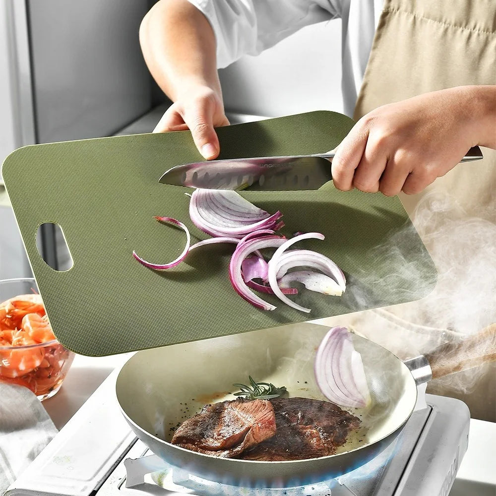 3 Piece Flexible Cutting Board Set Colour Coded Plastic Chopping Mats for Meat Vegetables Fruits and Food Preparation