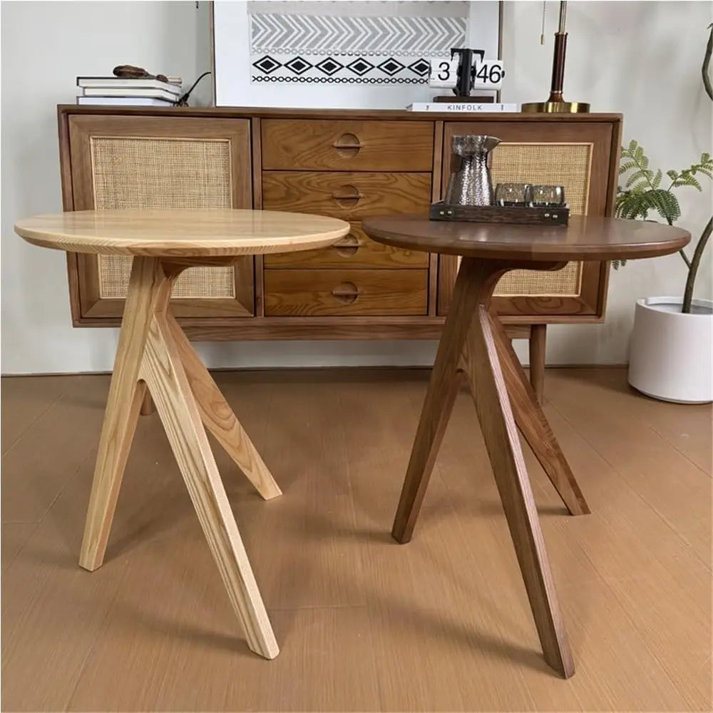 Side Table 45cm Solid Wood Round Small Coffee End Unit Tri-Leg Support – Natural