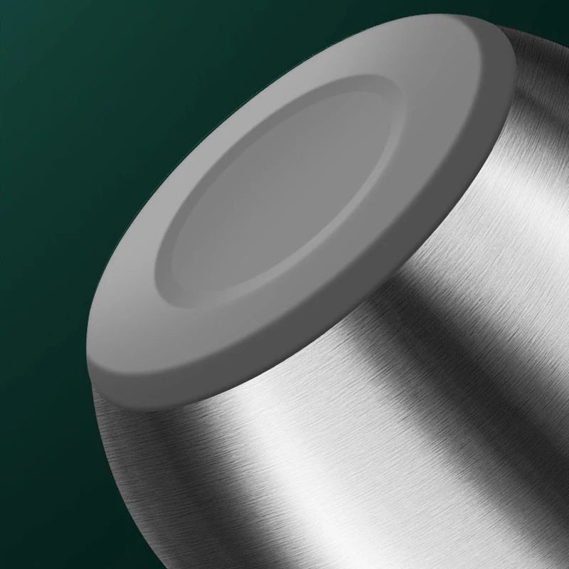 Stainless Steel Salad Spinner with Manual Spin Lid and Removable Drainer Basket