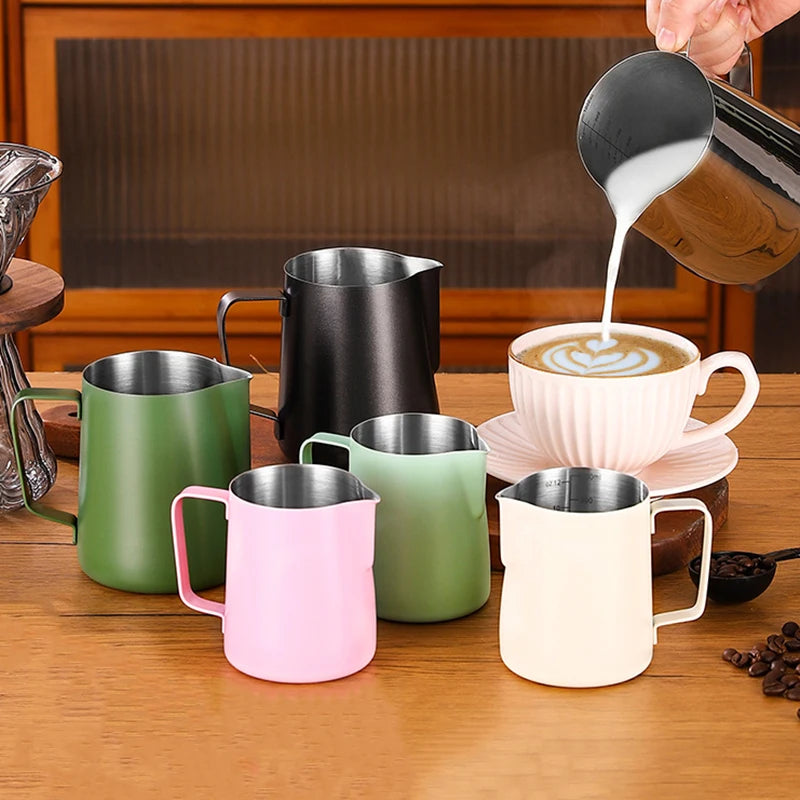 Milk Frothing Pitcher 600ml 304 Stainless Steel Latte Art Jug with Measurement Scale – White