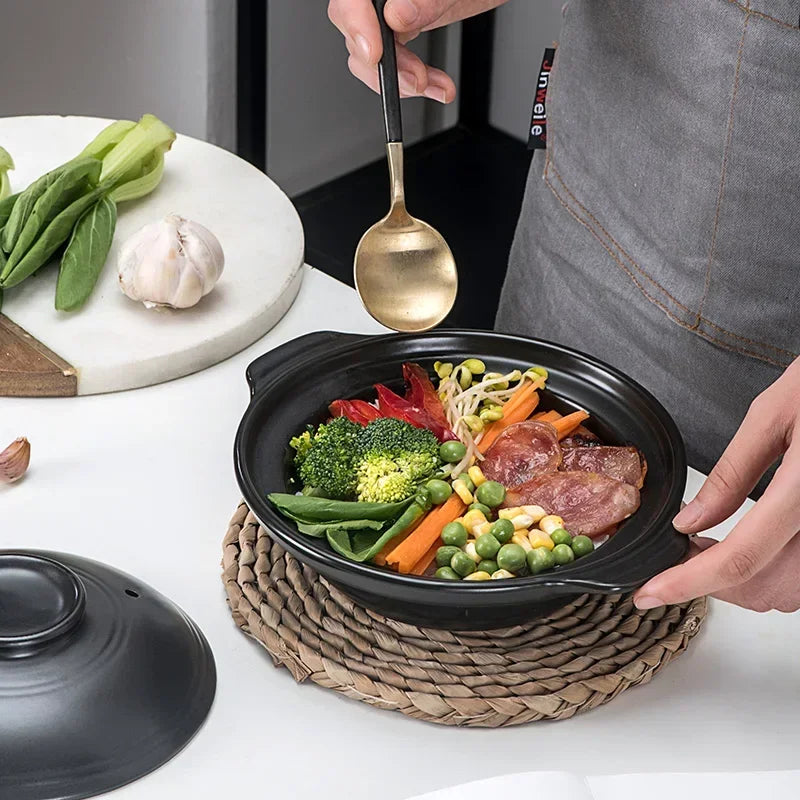 Ceramic Casserole Pot 2.6L Deep Soup Clay Pot with Lid for Gas Stove Cooking