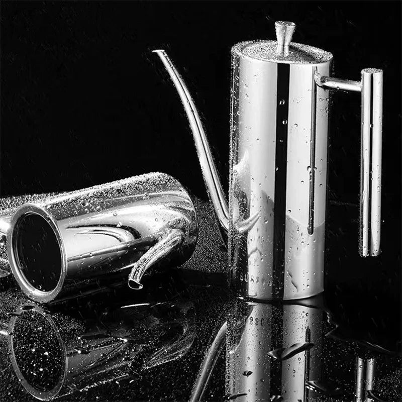 Oil Dispenser 700mL 304 Stainless Steel Precision Pouring Pot with Drip Control for Kitchen Use