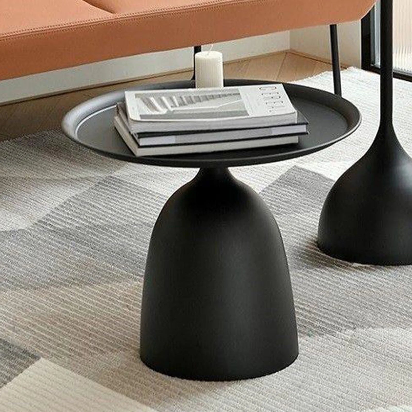 Small Round Metal Side Table 46cm Minimalist Pedestal Accent Table - Black