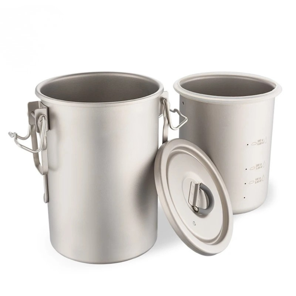 Titanium Cooking Pot 900ml Portable Camping Sauce Pot with Lid - White