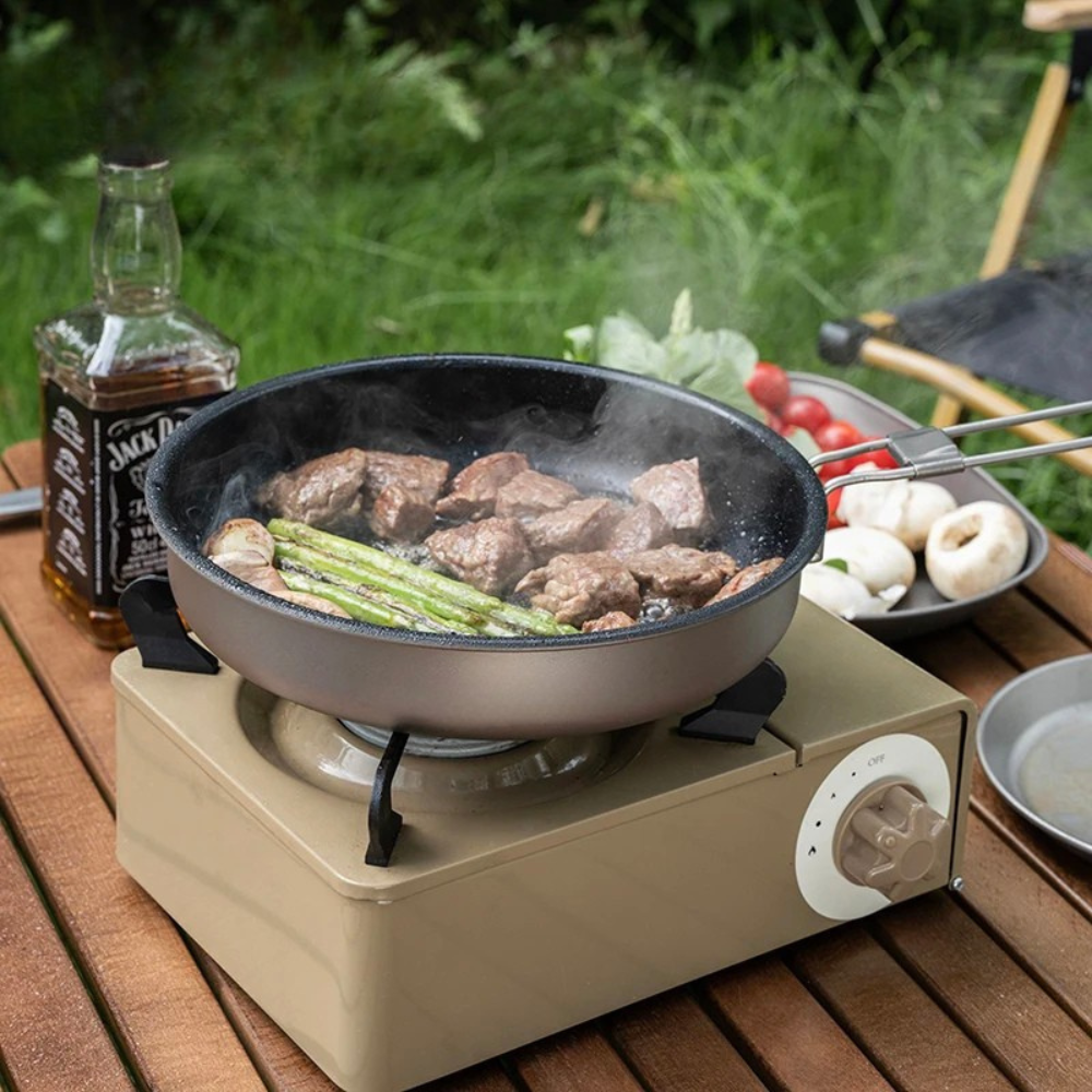 Titanium Frying Pan 18.8cm Non Stick Camping Skillet Folding Handle Outdoor Cookware