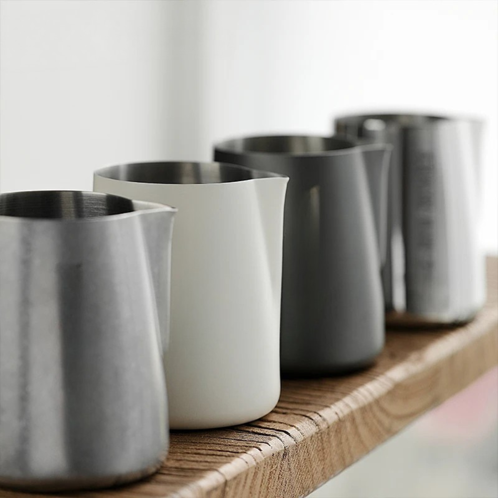 Milk Frothing Pitcher 600ml Stainless Steel Espresso Latte Jug - Silver