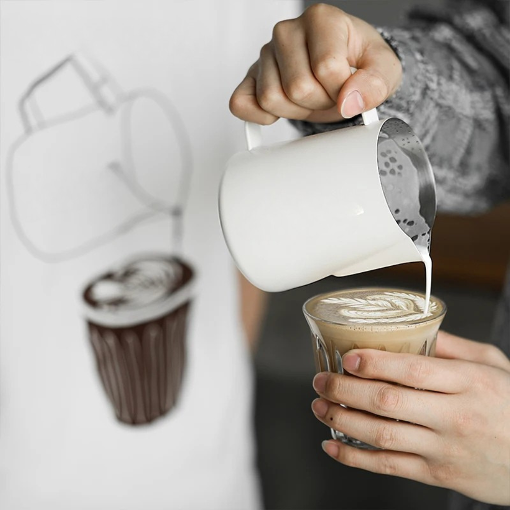 Milk Frothing Pitcher 600ml Stainless Steel Espresso Latte Jug - Silver