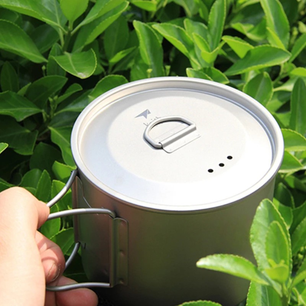 Titanium Mug 900ml Portable Camping Cup with Lid Foldable Handle